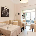 La Pace Отель Виареджо