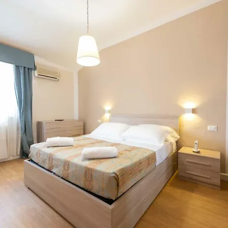 Szálloda La Pace Viareggio
