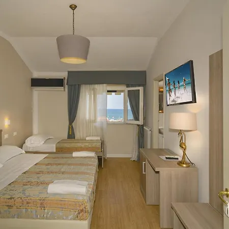 La Pace Viareggio