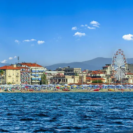 Otel La Pace Viareggio
