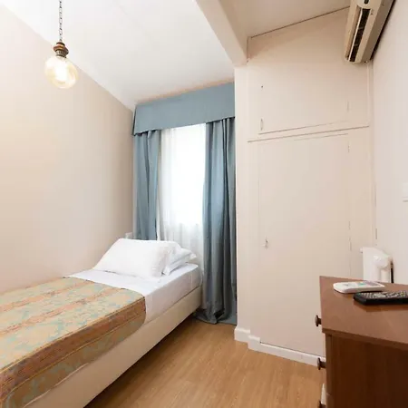 ホテル La Pace 3*